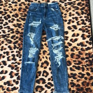 american eagle mom jeans